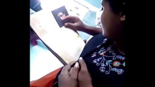 Busty سیاہ ہجڑا سوفی ...