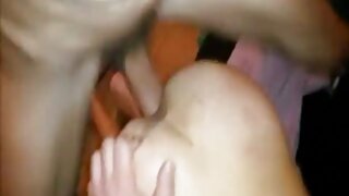 ڈیبی کو اس پتلے دوست ...